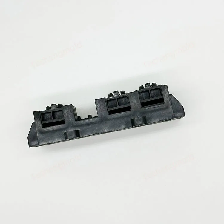 特诚科技精密工程塑料注塑件实拍